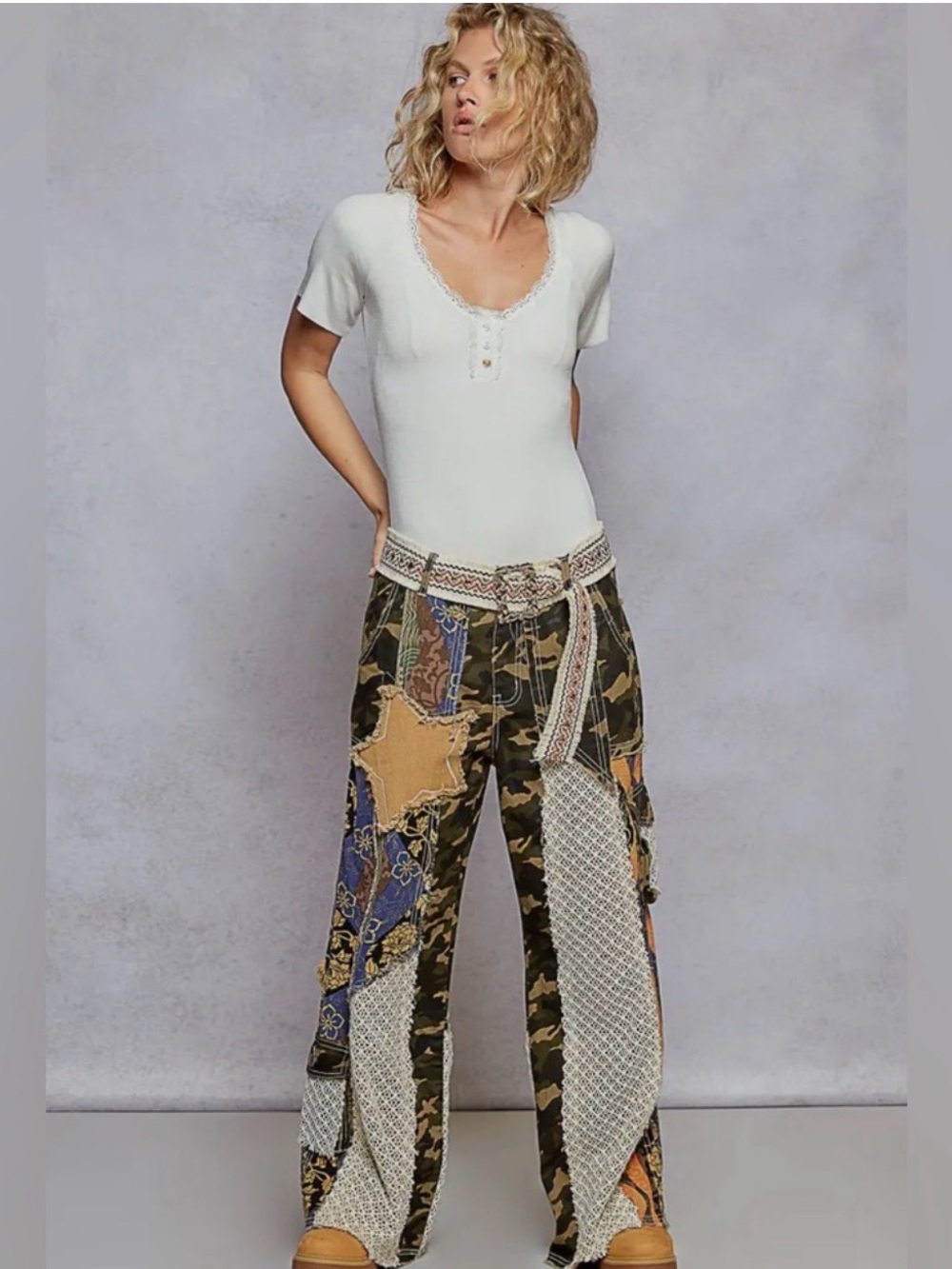POL  Wide Leg Camo Star Pants Sz Large